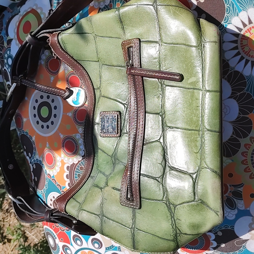 Vintage Dooney and Bourke handbag